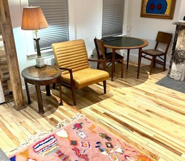 Communipaw Apartment | Studio Apartment with Garden Jersey City