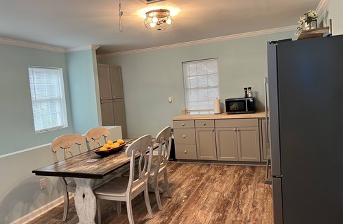 St. Leonard Apartment | Studio on the Bay.