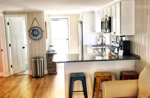 Hampton Cottage | Stunning Cottage in Hampton Beach – Harborview with Breathtaking Scenic Views!