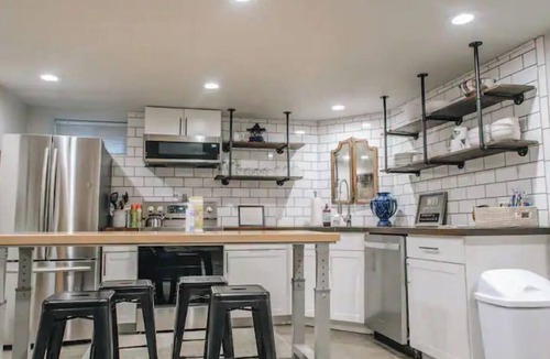 Scranton Apartment | Stunning Ground Floor Apartment in Green Ridge.