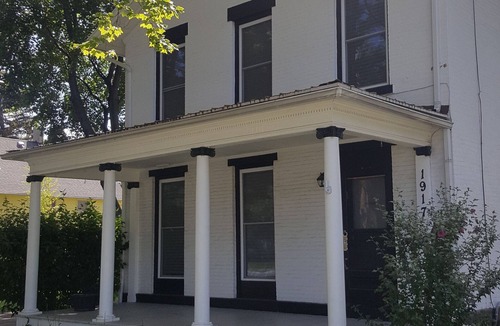 West Irondequoit House | Stunning historical 1830’s farm home fully remodeled