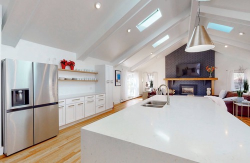 West Elmira House | Stunning Mid Century Modern Designer Home