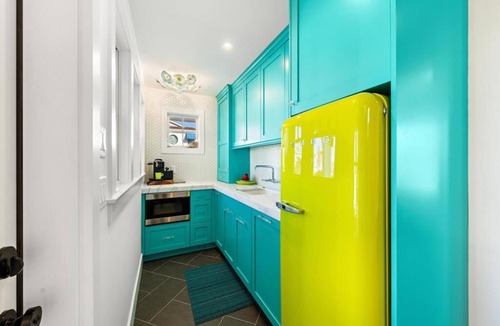 North Beach Haven House | Stunning Ocean-Side 4 Bedroom Property with a Hot Tub and Endless Views