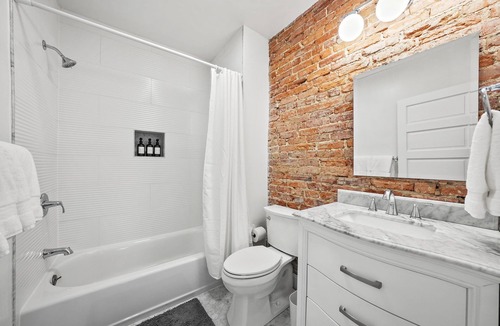 Trinidad House | Stylish DC rowhome steps from H Street and Union Market