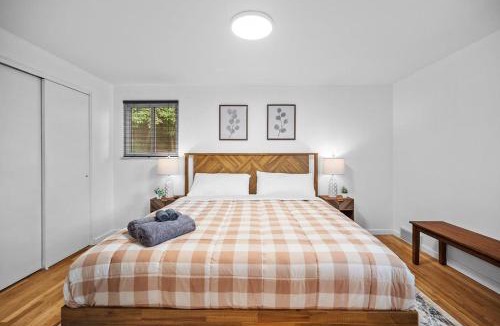 Squirrel Hill South House | Stylish House near Frick Park