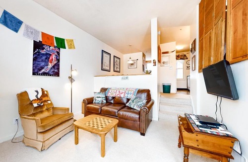 Waitsfield Apartment | Sugar Run 24
