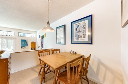 Waitsfield Apartment | Sugar Run 24