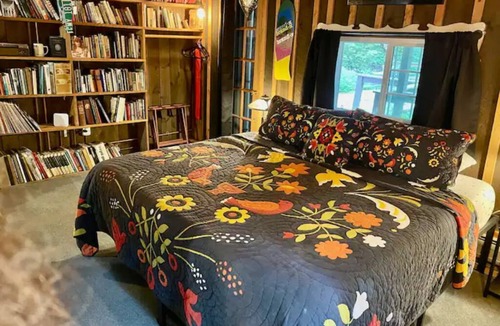 Waterbury Cabin | Sugarbush - Grunberg Haus Inn & Cabins