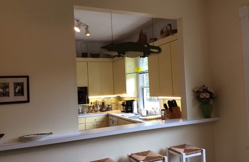 Irvington Cottage | Summer at the Rivah in Irvington! Come see for yourself!
