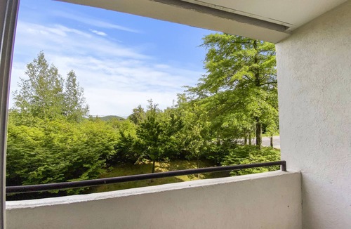 Warren Condo | Summer Haven Hideaway