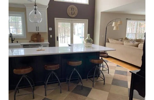 Gansevoort House | Summer Rental: Saratoga, Saratoga Lake/Lake George