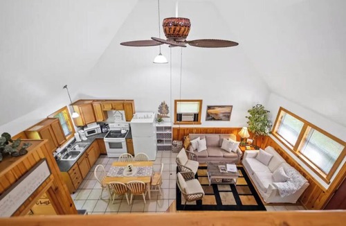 Terry House | Summit Sanctuary FirePit Picnic NewRiverGorge