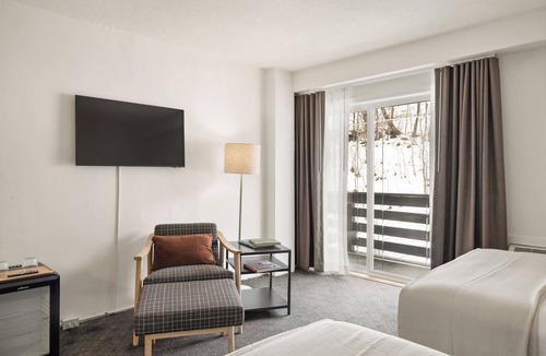 Bromley Mountain Hotel | Sun Lodge