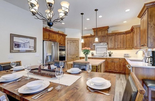 Cle Elum House | Suncadia 4 Bdrm Pet Friendly Townhome close to Prospector Golf Course