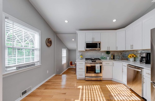 Princeton Junction House | Sunny Retreat 4 BR Ranch w Spacious Backyard