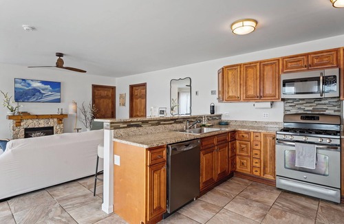 Valois House | Sunset View Waterfront Home in the heart of Seneca Lake Wine Trail with Hot Tub