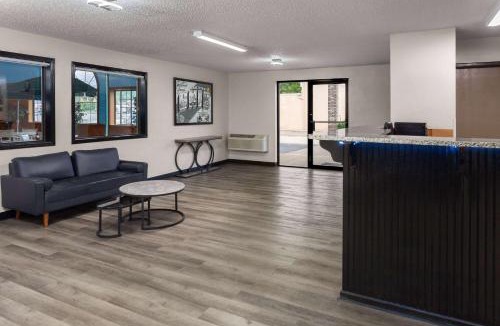 Mount Vernon Hotel | Super 8 by Wyndham Mt. Vernon