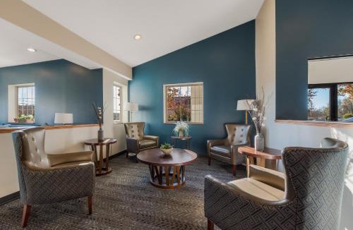 Town of Lloyd Hotel | SureStay Plus Hotel by Best Western Highland Poughkeepsie