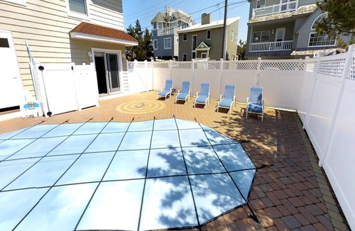 Surf City House | Surf City Home with a Pool! One off the ocean. Five Bedrooms/Four Baths,.