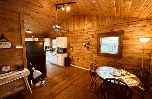 Canvas Cabin | Sweet as Honey - Log Cabin
