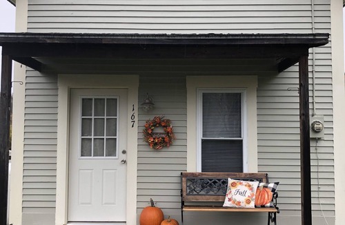 Barton Cottage | Sweet Escape Cottage on River