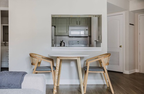 Connecticut Ave - K Street Apartment | Sweet Foggy Bottom 1BR w/Gym & A/C, near GWU & Groceries, by Blueground