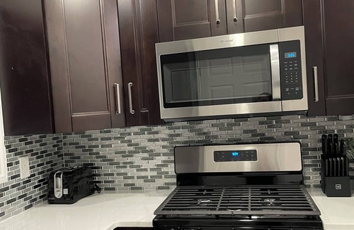 Roosevelt Apartment | Terrific 2-bedroom apartment in Roosevelt with AC, WiFi. Very peaceful & quiet n