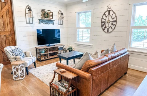Batesville House | The Barn at Haden