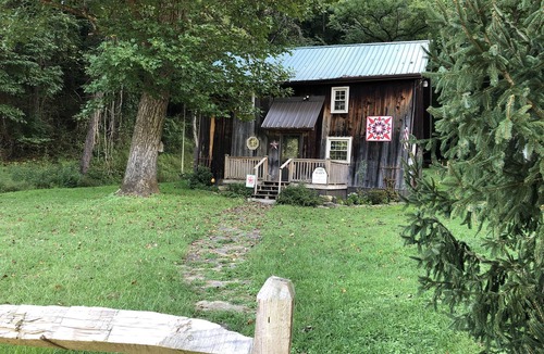 Spring Hill House | The Barn built in 1874