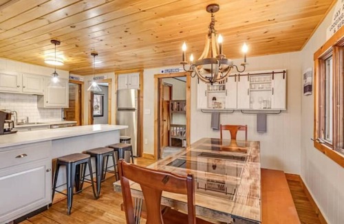 Montgomery Center Ski Chalet | The Chalet Getaway