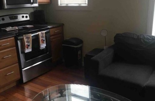 Niskayuna Apartment | The couples home with free wifi