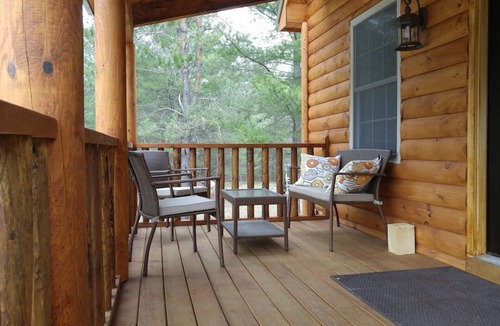 Wells Cabin | The Dakota, Family & Dog-Friendly Adirondack Cabin on Lake Algonquin