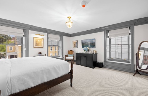 Portsmouth Hotel | The Davenport Inn