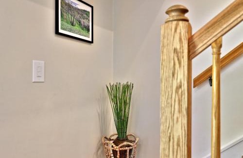 Hydeville House | The Family Retreat at Bomoseen home