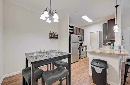 Baytown Apartment | The Farmhouse Inn Sum