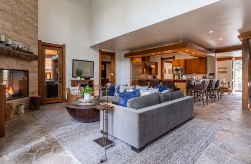 Mammoth Lakes House | The Heron at Obsidian