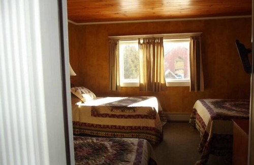 Jay Hotel | The Jay Village Inn