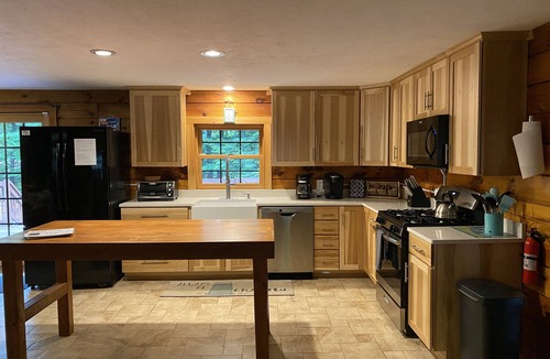 Gilford House | The Lakes Region Log Cabin