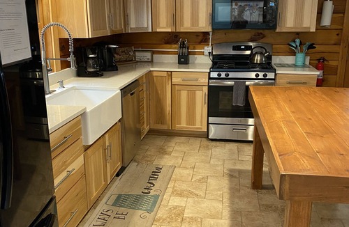Gilford House | The Lakes Region Log Cabin