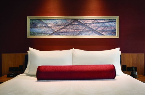 Stockade Historic District Hotel | The Landing Hotel at Rivers Casino & Resort
