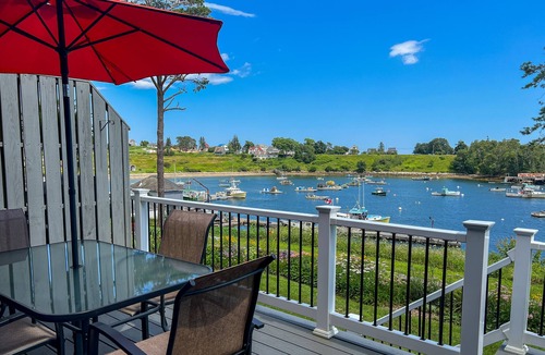 Mid-Coast and Islands Condo | The perfect seaside retreat overlooking scenic Mackerel Cove on Bailey Island