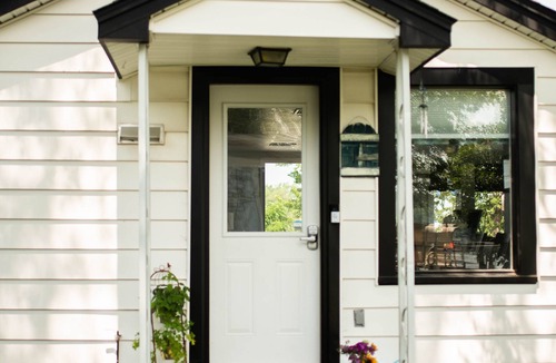 Wolcott House | The perfect waterfront getaway with endless views!