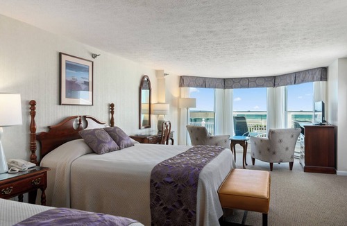 Ogunquit Hotel | The Sparhawk Oceanfront Resort