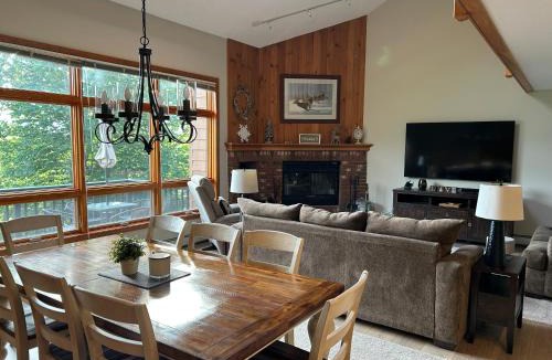 Bretton Woods House | The Timberview - 4 Bedroom Air Conditioned Townhouse