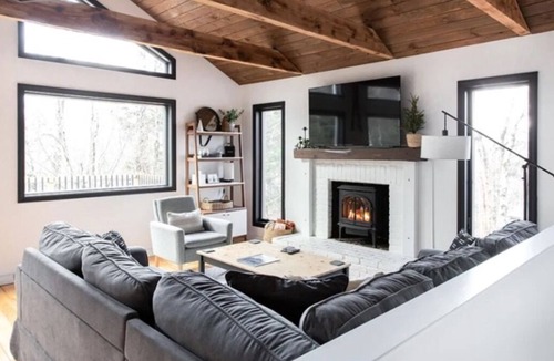 East Dorset Ski Chalet | The Vermont Hideaway. Cozy up in this newly remodeled chalet.