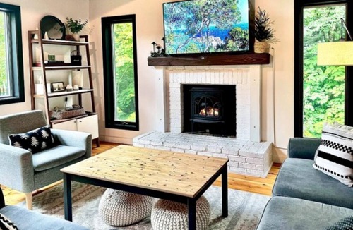 East Dorset Ski Chalet | The Vermont Hideaway. Cozy up in this newly remodeled chalet.