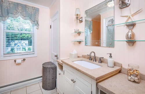 Hampton House | The Victoria Inn
