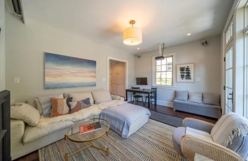 Kennett Square House | The Walton House - historic 3bd 2 5ba with parking
