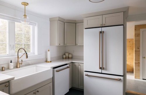Manchester Center House | The Winterberry Farmhouse: in-town modern retreat