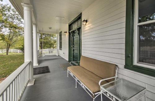 Leesburg House | Thomson Farm Classic Home Less Than 10 Mi to Vineyards!